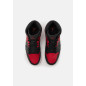 Nike Air Jordan 1 Mid Rouge Noir Nike Air Jordan 1 Mid Rouge Noir