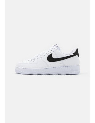 Nike Air Force 1 07 White Black