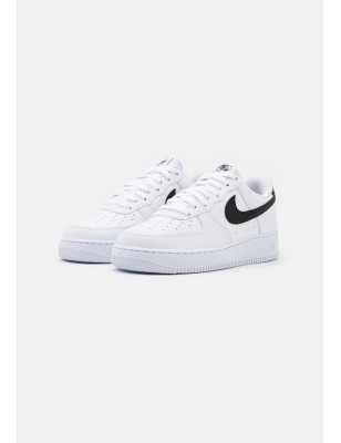 Nike Air Force 1 07 Bianco Nero
