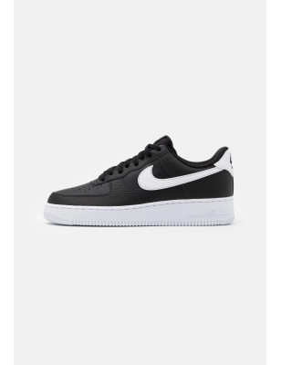 Nike Air Force 1 07 Black White