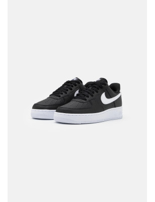 Nike Air Force 1 07 Black White