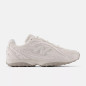 New Balance 204L Beige
